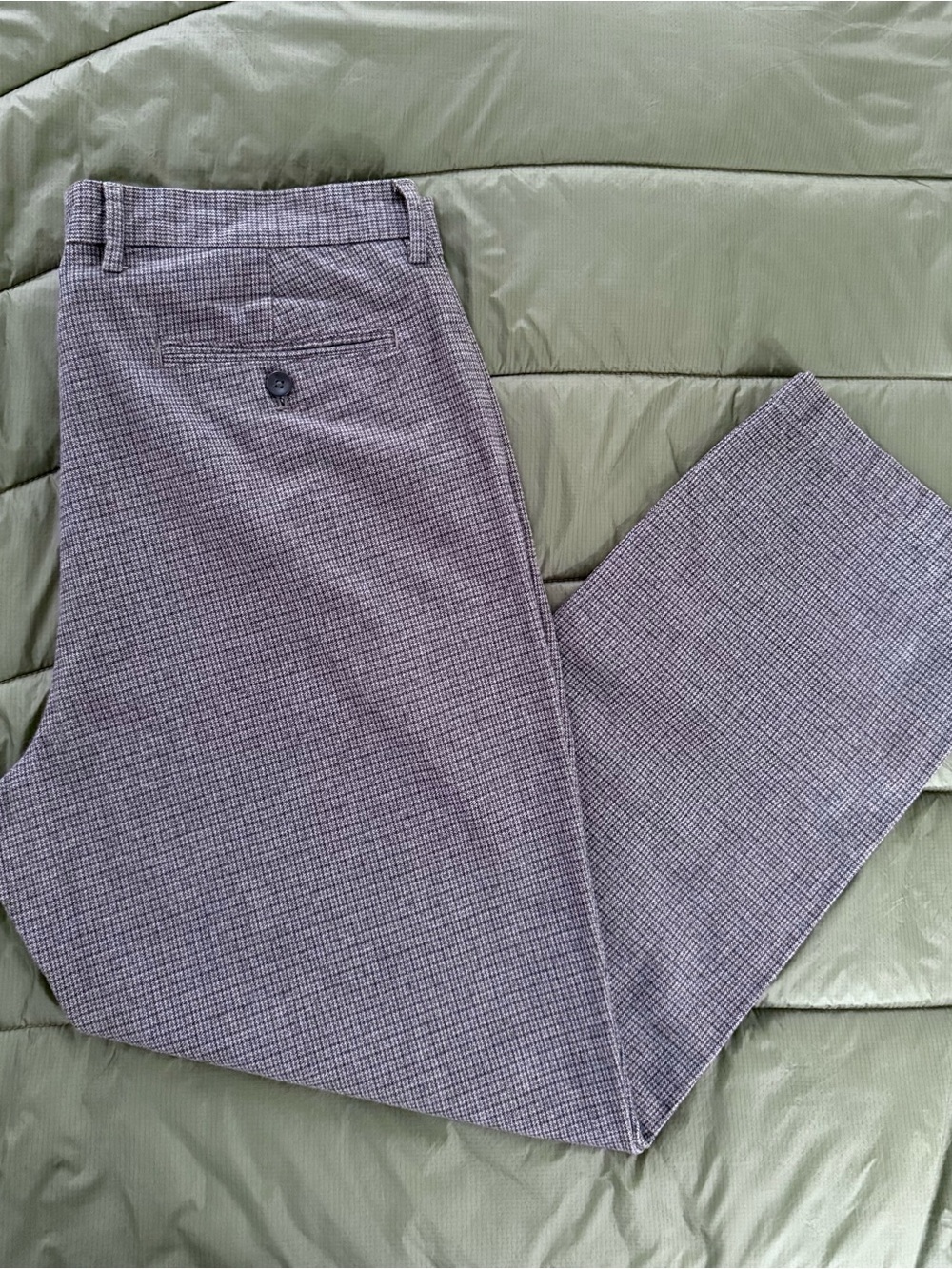 Banana Republic Men's Micro-houndstooth Heavyweight dress pants